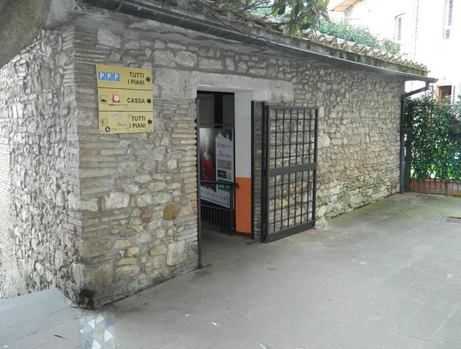 Casa Dell'Oliveto "Parcheggio Gratuito" Apartment Narni Bagian luar foto