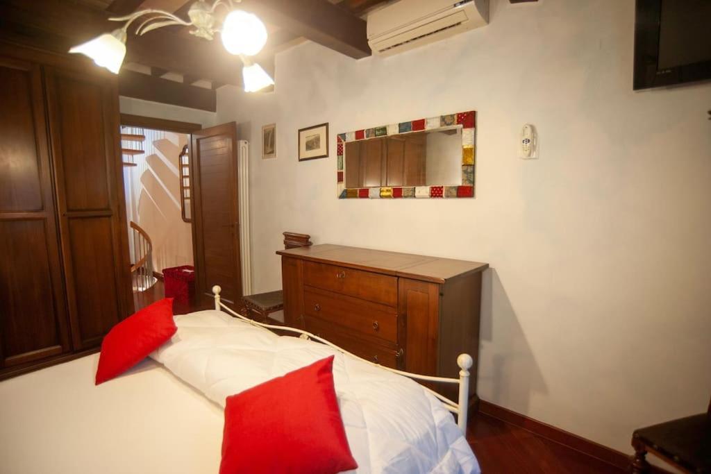 Casa Dell'Oliveto "Parcheggio Gratuito" Apartment Narni Bagian luar foto