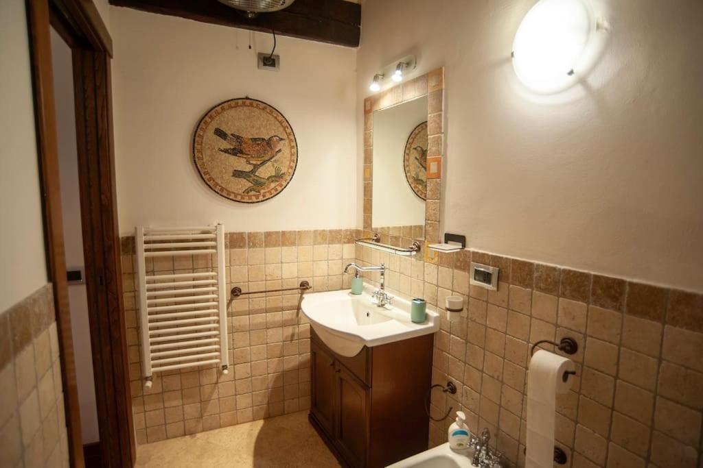 Casa Dell'Oliveto "Parcheggio Gratuito" Apartment Narni Bagian luar foto