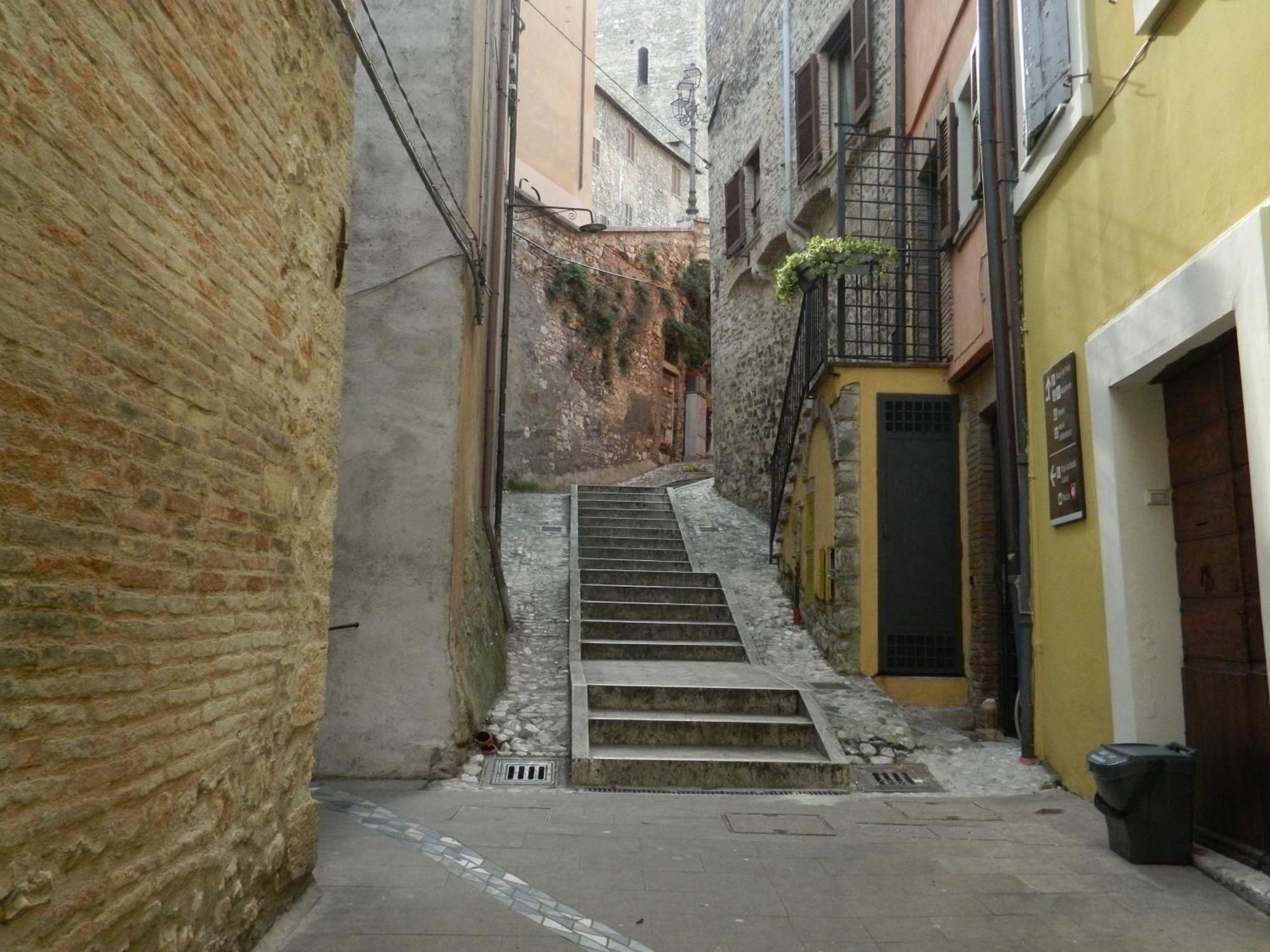 Casa Dell'Oliveto "Parcheggio Gratuito" Apartment Narni Bagian luar foto